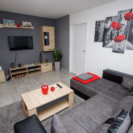 7 Days Premium Apartment Суботица Екстериор снимка