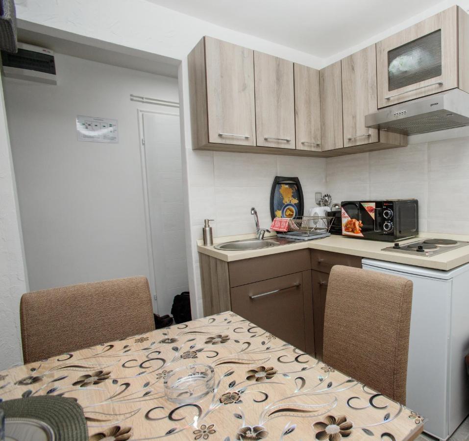7 Days Premium Apartment Суботица Екстериор снимка