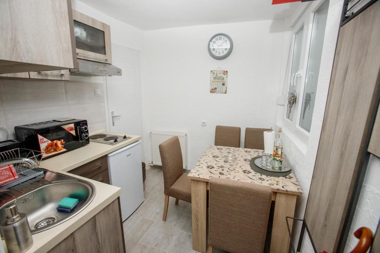 7 Days Premium Apartment Суботица Екстериор снимка